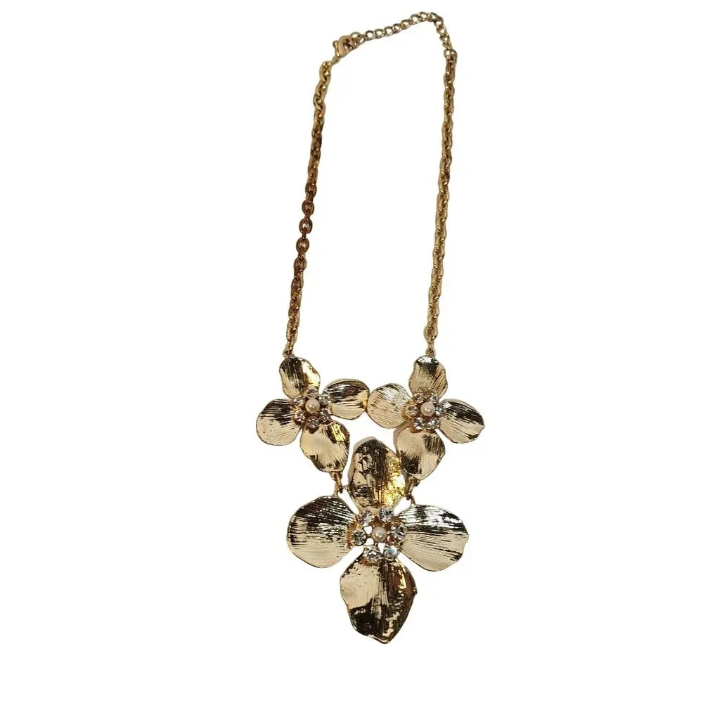 Gold Floral Statement‎ Necklace Pearl & Clear Stone Accents NWT